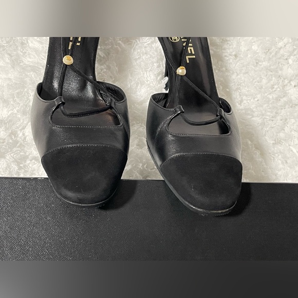 CHANEL Vintage Black Leather Pumps Heels Shoes Size 38 - Picture 6 of 12